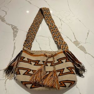 Wayuu Beige Hobo Bag 100% cotton Made in Colombia "Hand Made"